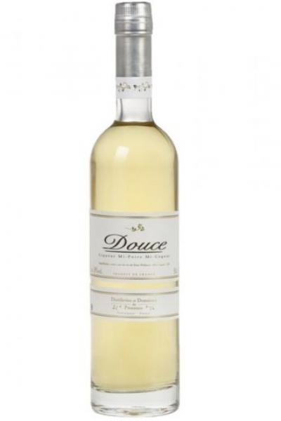 Douce liqueur mi-poire, mi-cognac Douce liqueur mi-poire, mi-cognac